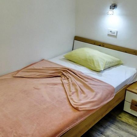 Apartment Daca Vir Exterior foto
